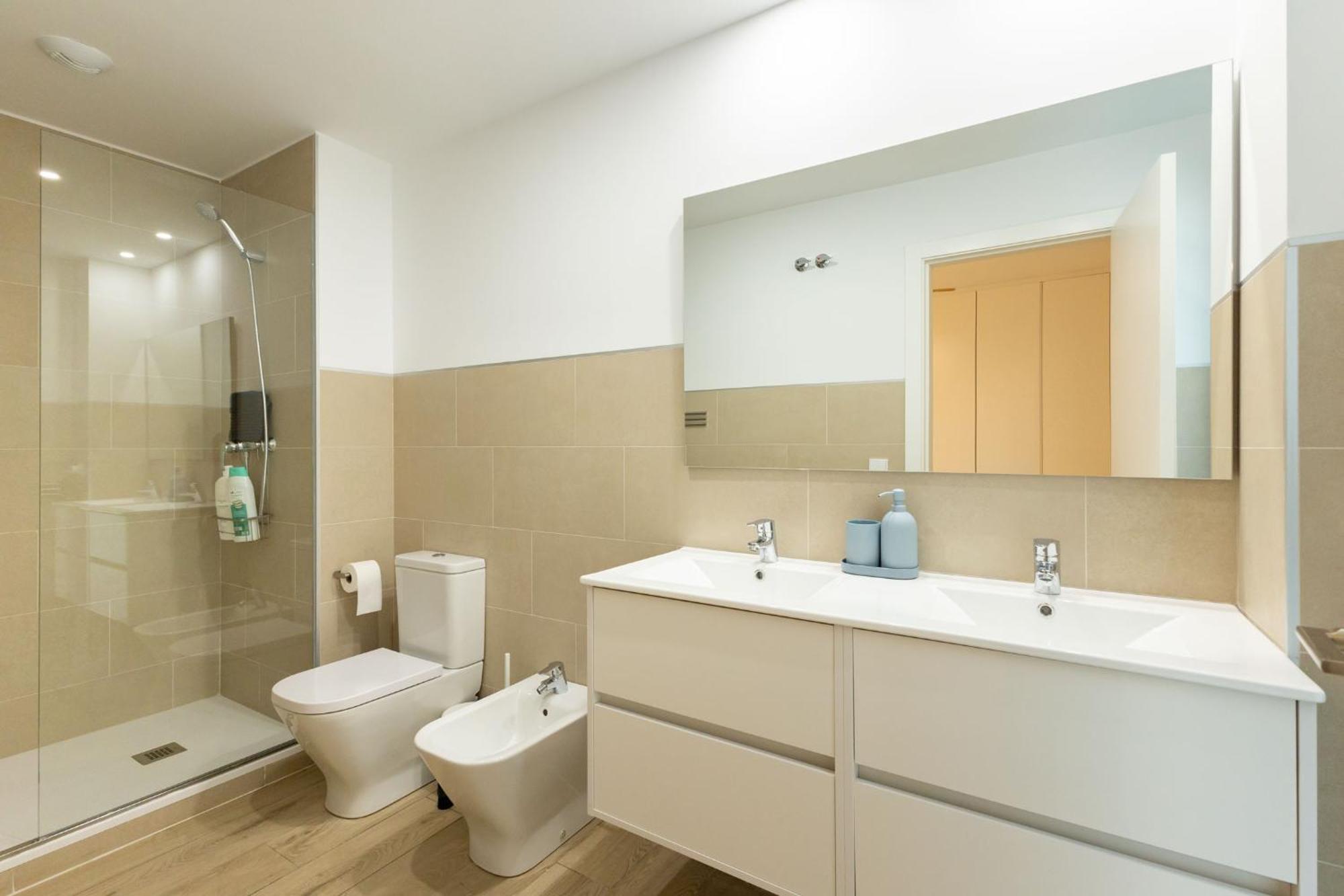 Charming 2 Bedroom Apartment By Torre Del Oro By Ocityzen Sevilla Buitenkant foto
